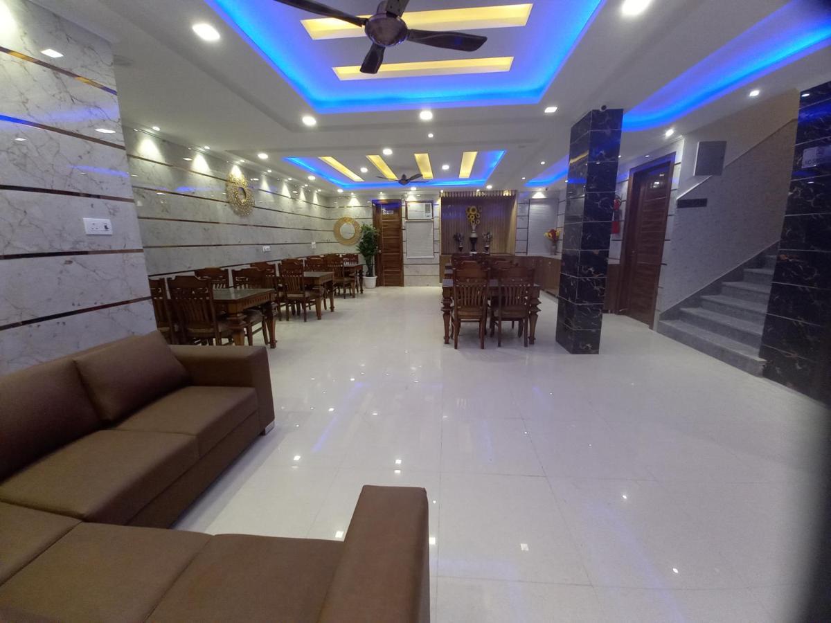Hotel Festival Mahipalpur Delhi Airport - Near Delhi Aerocity Nové Dillí Exteriér fotografie