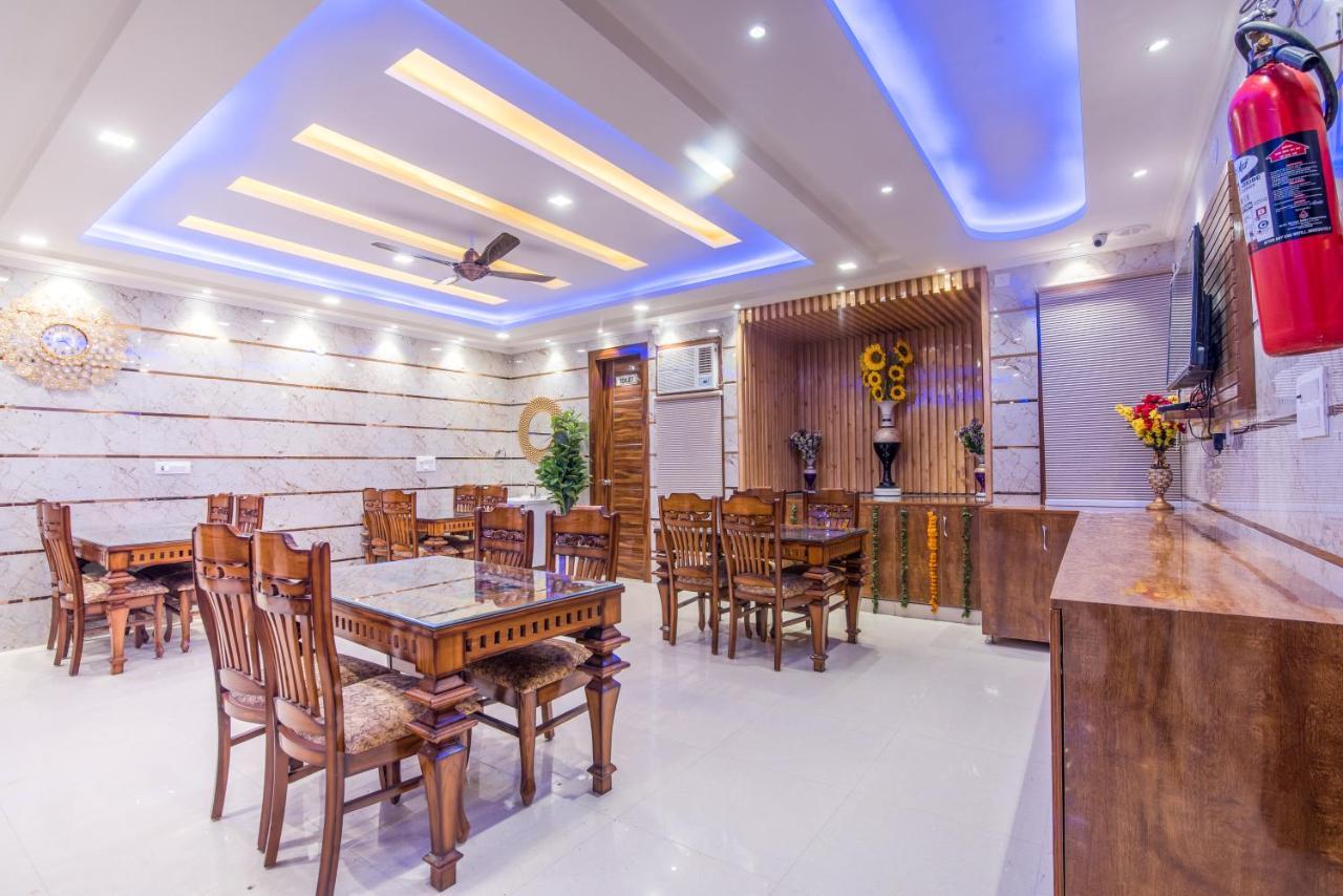 Hotel Festival Mahipalpur Delhi Airport - Near Delhi Aerocity Nové Dillí Exteriér fotografie
